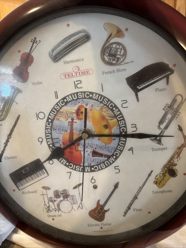 Vintage Seastar Musical Wall Clock