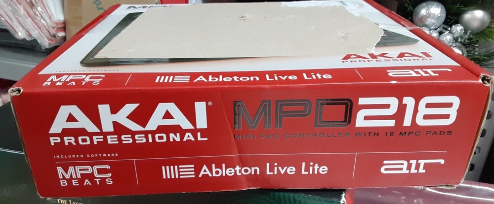 AKAI Professional MPD218 MIDI Pad Controller