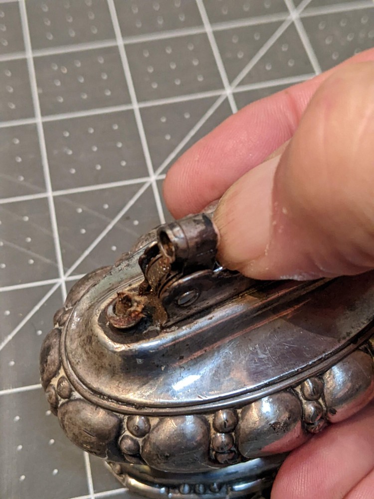 Vintage Ronson Crown Silver Plated Deco Table Lighter