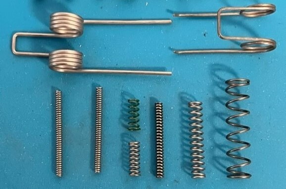 AFMC SPARE SPRING KIT / NEW