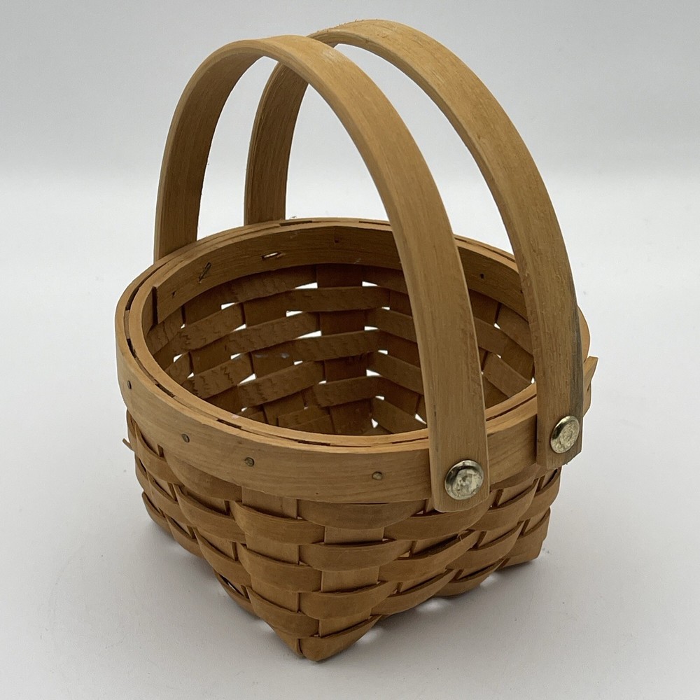 HandmadeCraft Basket 5” round top with 2 handles