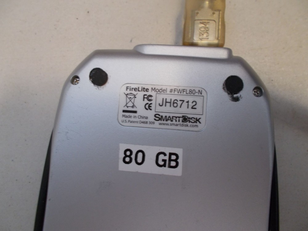 SmartDisk FireLite 80 gb hard drive FWFL80-N with fire wire cable
