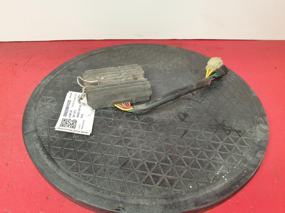 DUCATI HYPERMOTARD 796 REGULATOR RECTIFIER 2010