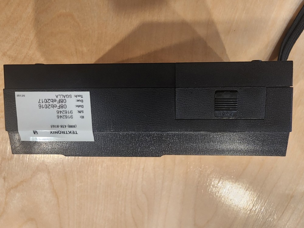 DESCO A50002 SURFACE RESISTANCE TESTER M5456