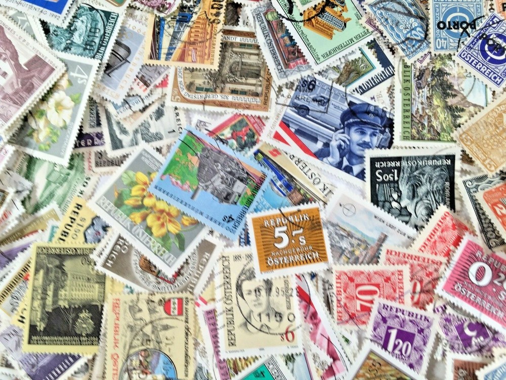AUSTRIA - 200 STAMPS - ALL DIFFERENT - USED