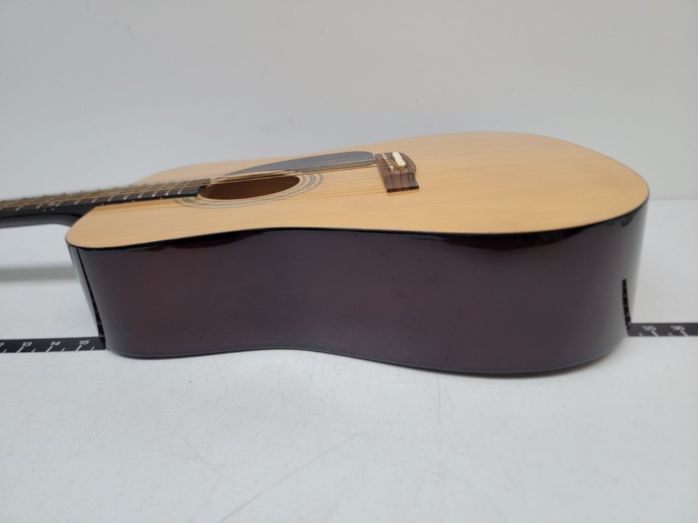 Fender FA-100 6-String Acoustic Guitar Natural Finish