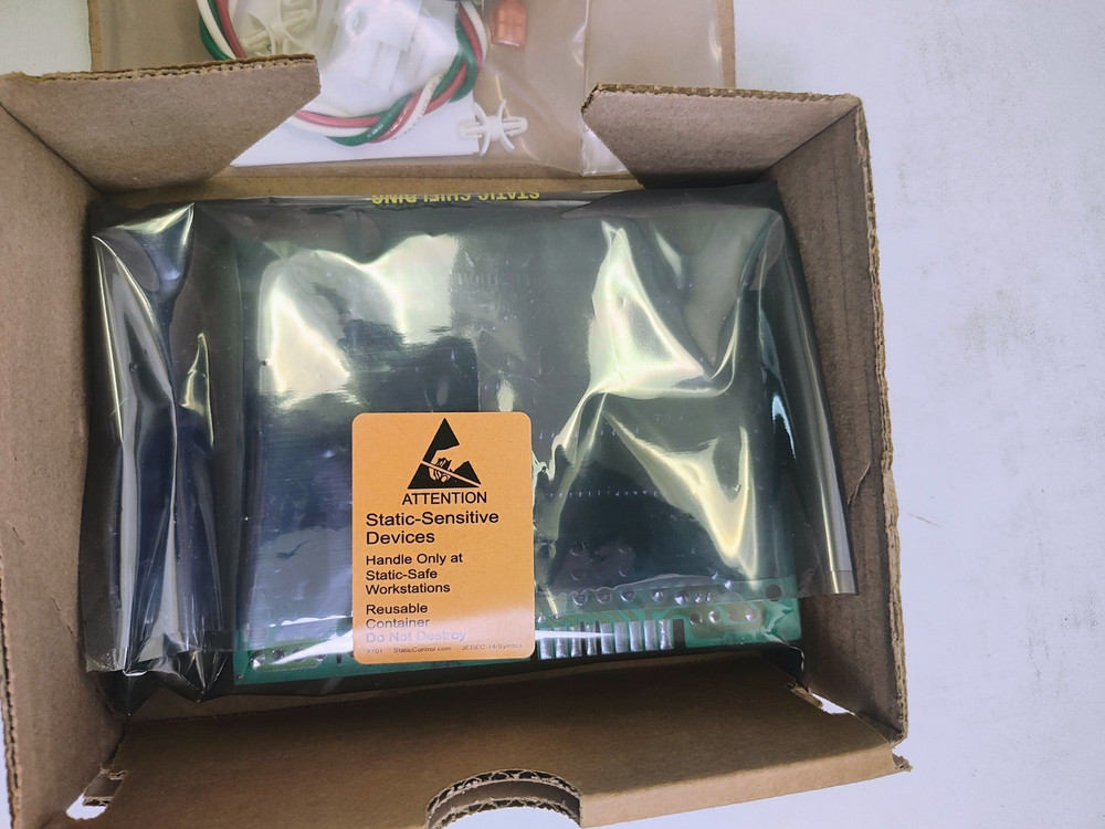 Goodman B18099-13 Control Board