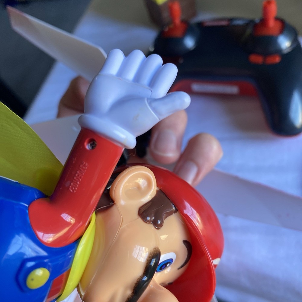 Super Mario Helicopter Carrera RC Does Not Work Read Description ￼