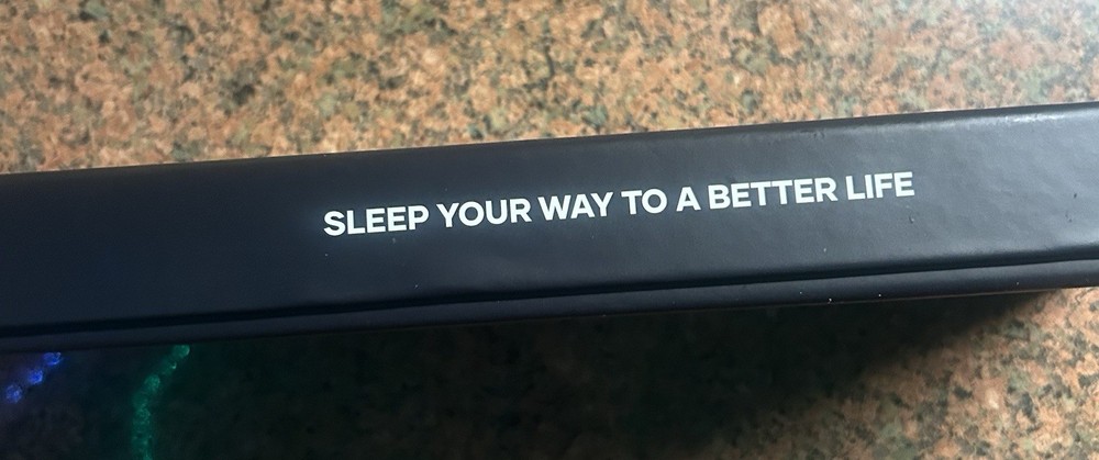 Rechargeable Heated Eye Mask. New with Box. USB Powered.