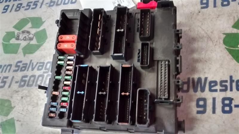 9-3 2004 Fuse Box, Engine 8201176