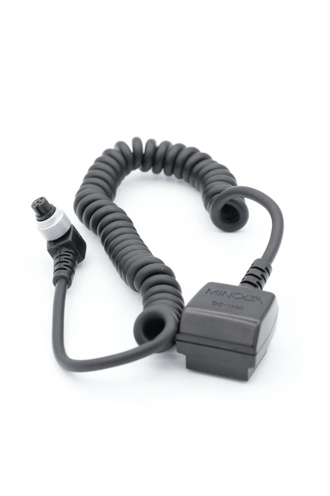 * USED * Minolta Off-Camera Cable OC-1100