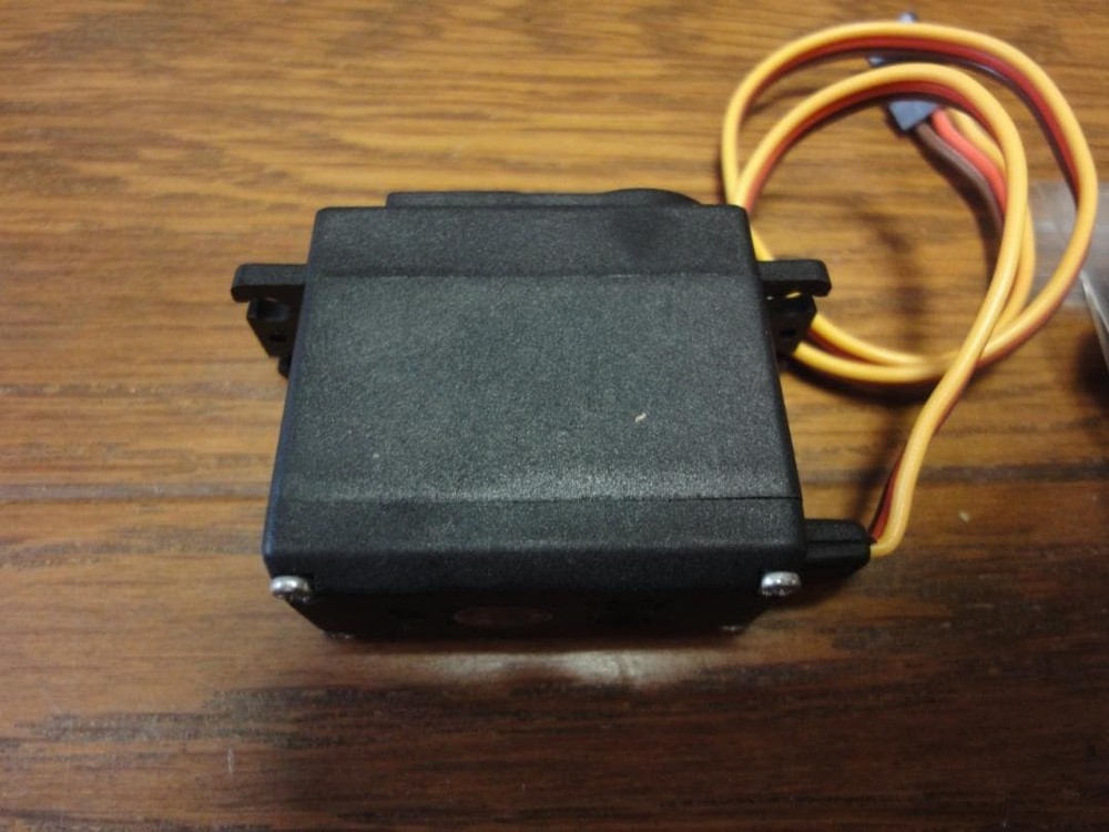 TowerPro sero MG995R new