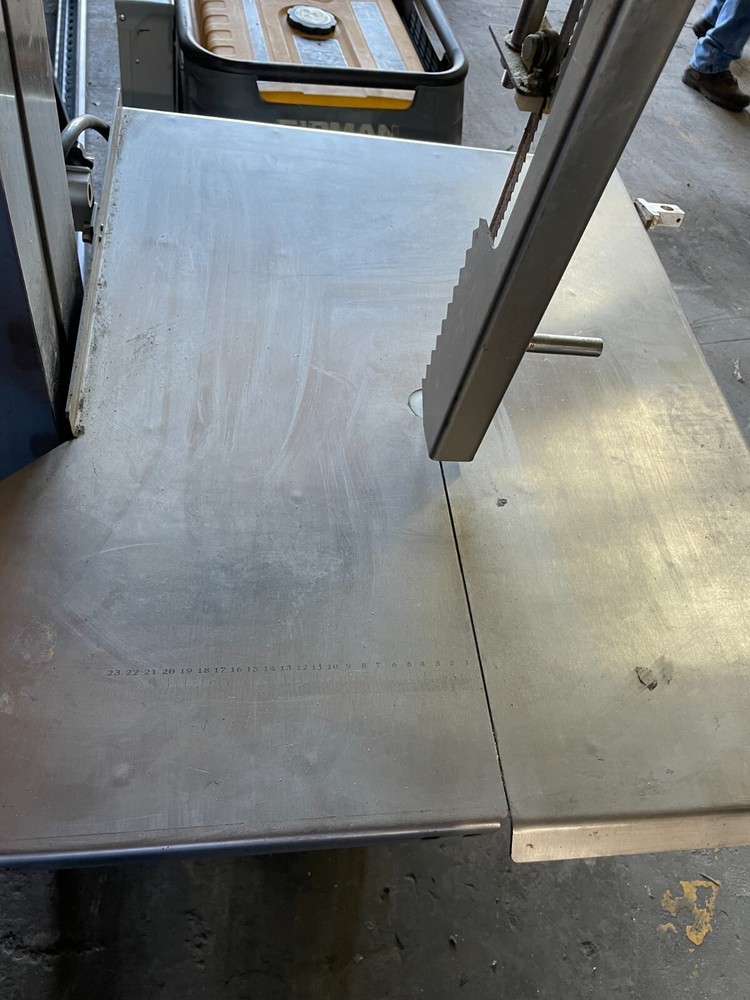 bone saw model HR 300A