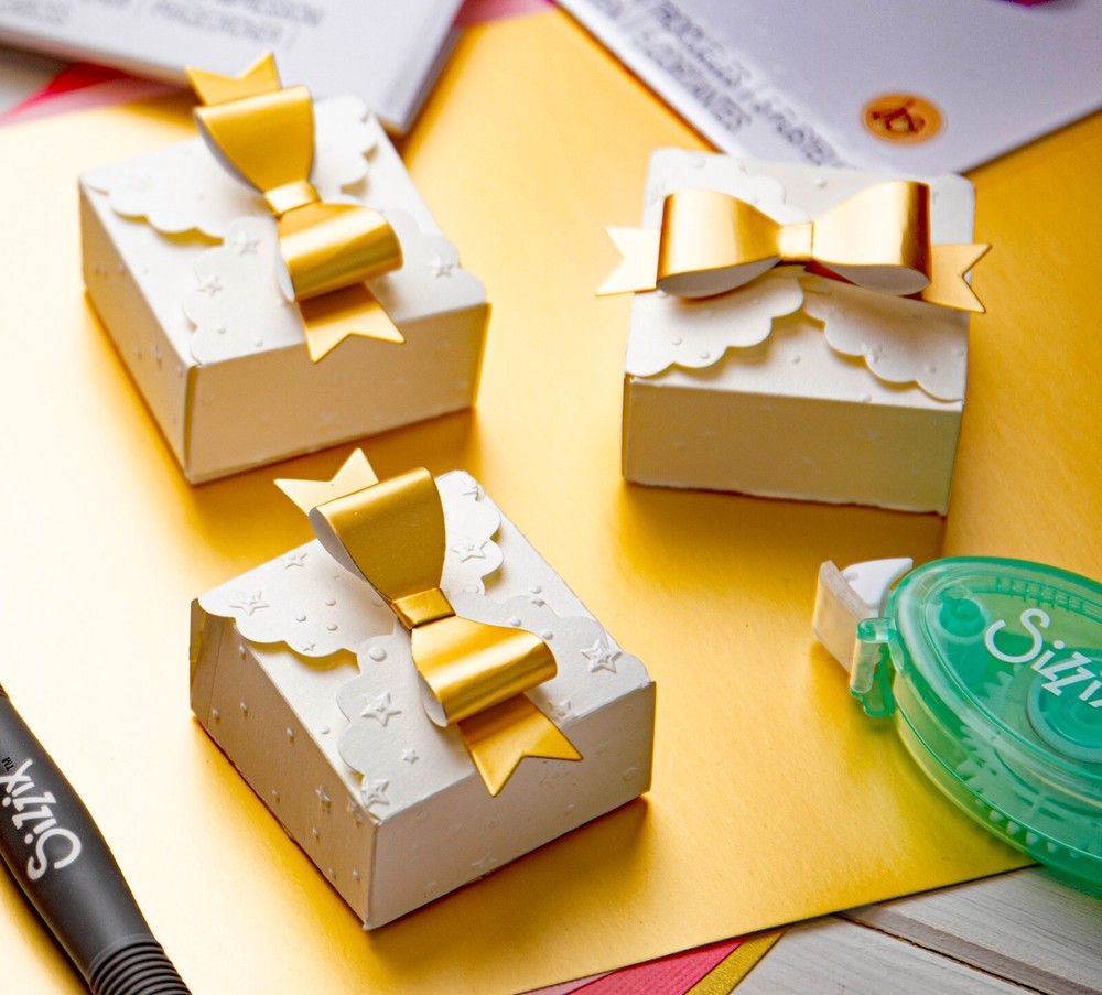 Sizzix Thinlits Treat Box 5pc set #666488 Retail $19.99 by Jennifer Ogborn