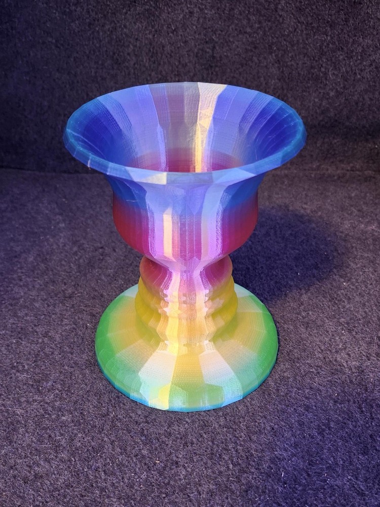 3D Victorian Face Vase - Medium