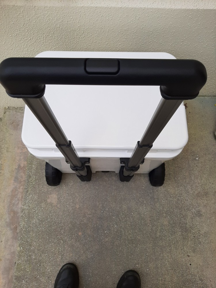 Yeti Roadie 60 Wheeled Cooler