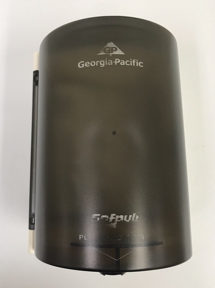 Centerpull Junior Capacity Paper Towel Dispenser Georgia-Pacific Translucent