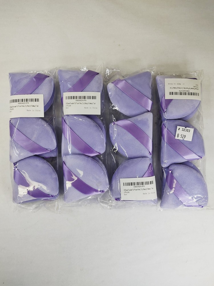 24 Pcs Triangle Powder Puff Triangular Design Makeup Powder Puff for Face Eyes