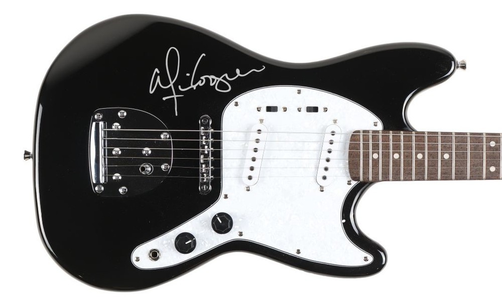 Alice Cooper Signed 39" Black/White Electric Guitar BAS