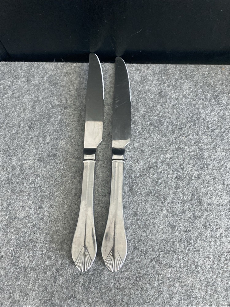 2 pcs Heritage Mint Saffrano Dinner Forks Flatware 18/10 Stainless