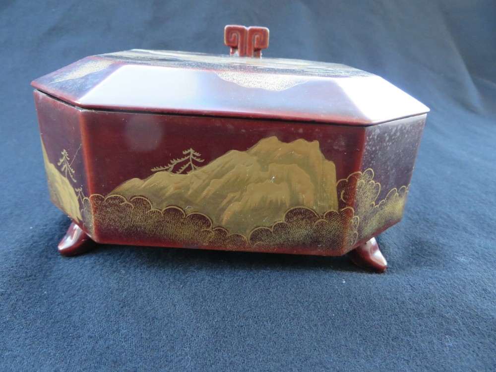Maruni Japanese laquerware handled box Occupied Japan