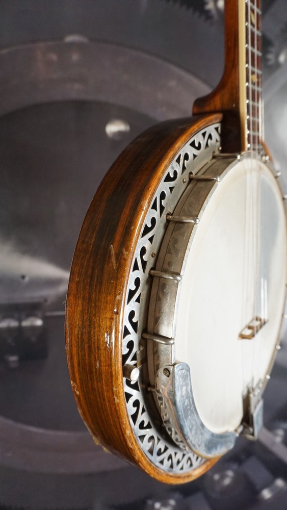 Vintage Weymann Closed Back Tenor Banjo