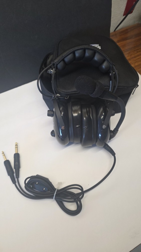 Rugged Air General Aviation Pilot Headset