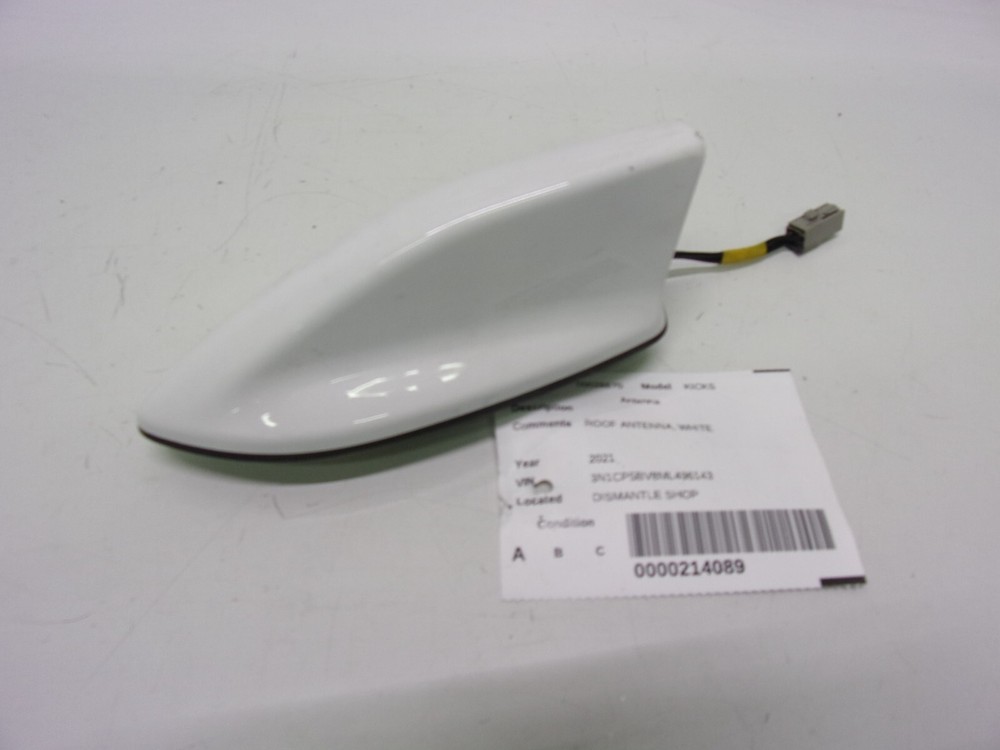 NISSAN KICKS Antenna  2021