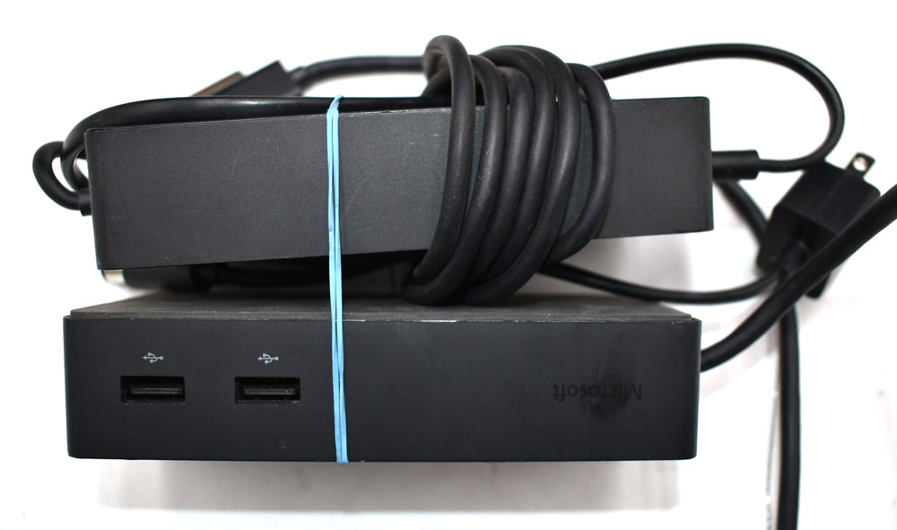 Microsoft 1661 Surface Docking Station With Power Adapter