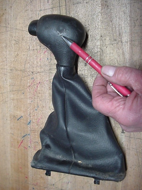 2002 Chevy Trailblazer GMC Envoy shifter / boot