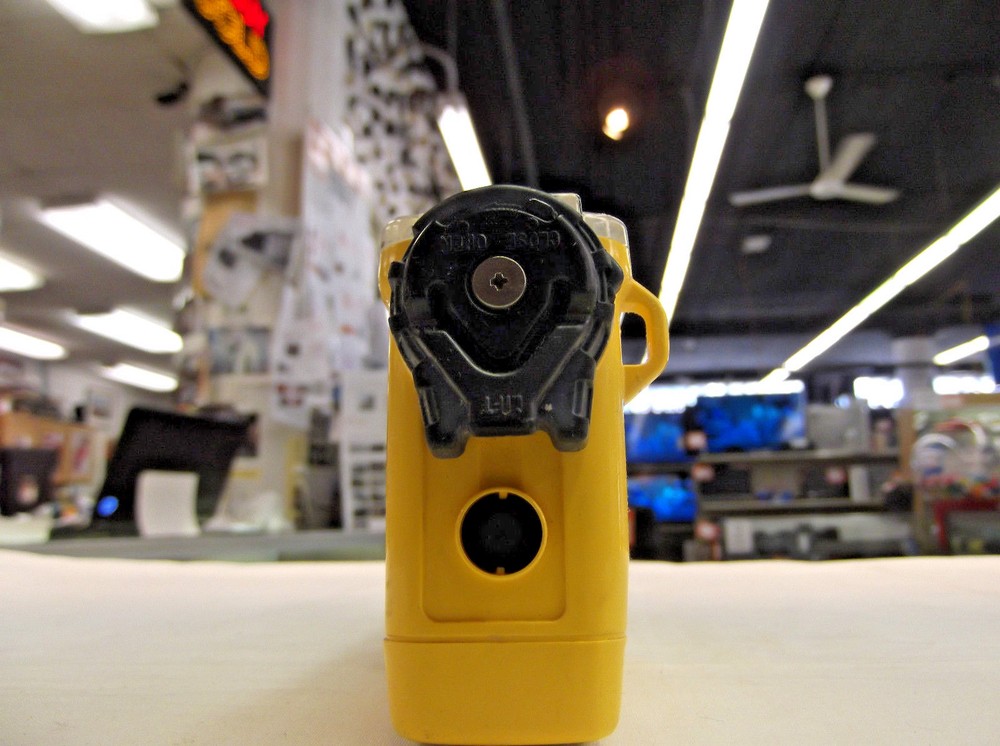 Minolta Weathermatic A underwater camera