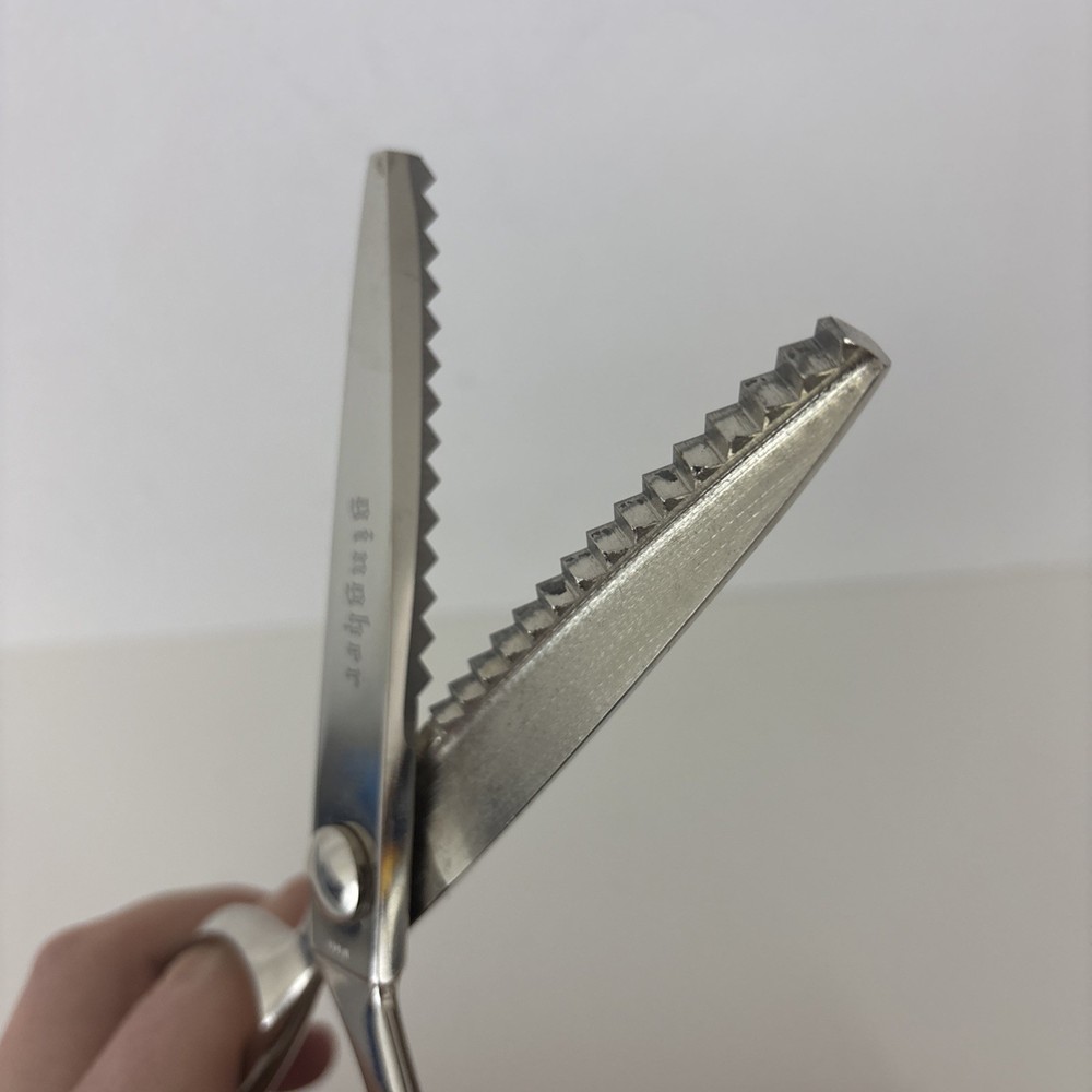 Vintage Gingher Pinking Shears Scissors G-7P Original Box 7-1/2" NICE