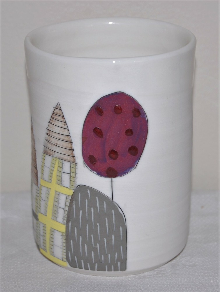 Unique Brid Lyons ~ Ireland ~ Handcrafted Studio Pottery Vase / Cup