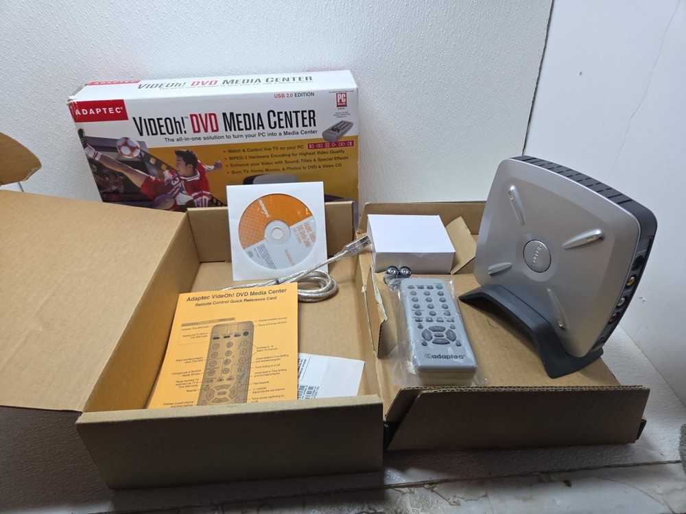 Adaptec AVC-2310 Video Capture Device Complete Bundle w/ Original Box