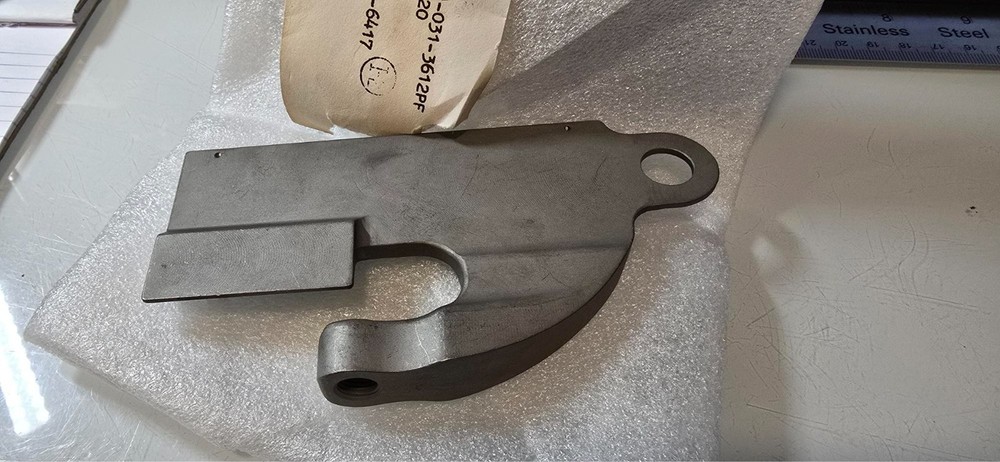 NORTHROP GRUMMAN HOOK CANOPY LOCK A51K10804-20 1560-01-031-3612 (NO EXPORT)