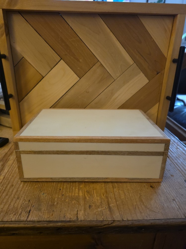 Threshold Box 10x6.5x3.25, Target