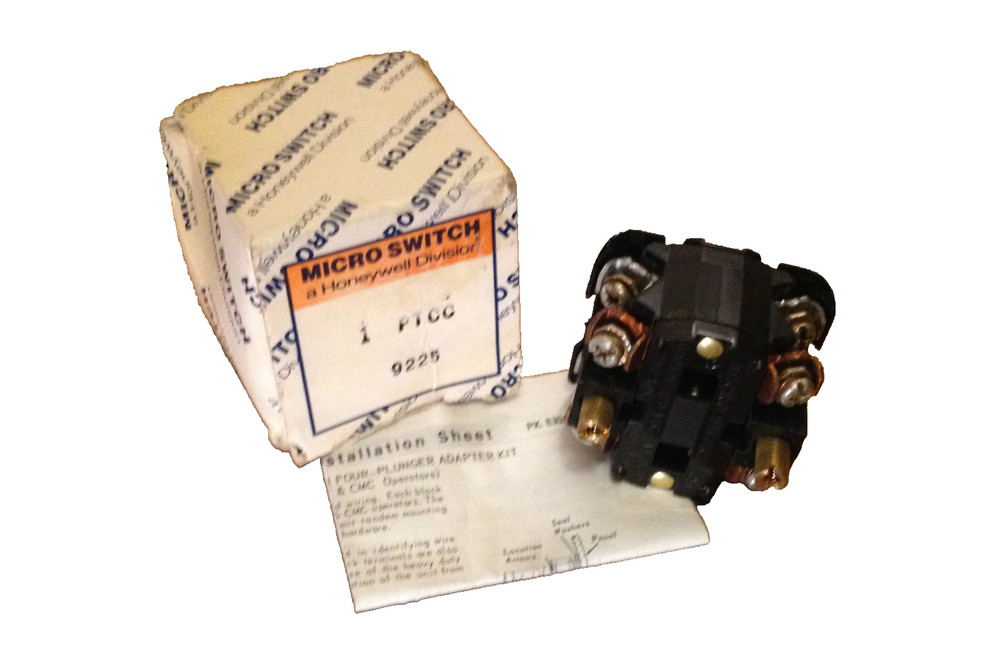 MICRO SWITCH 1 PTCC 9225  SWITCH  BLOCK