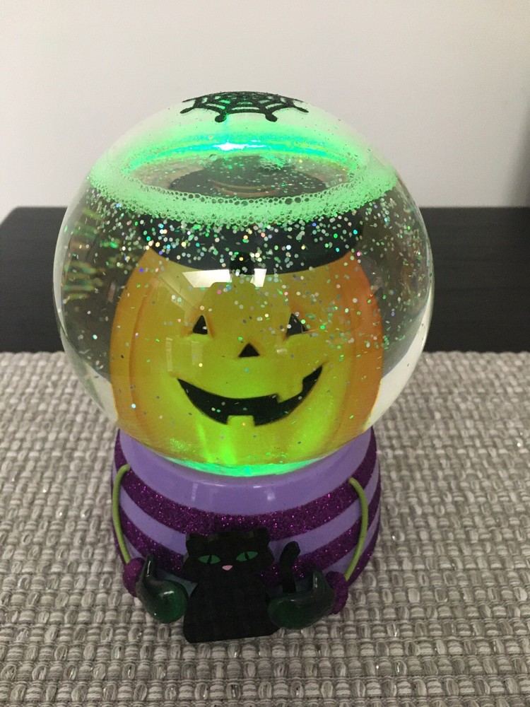 Pumpkin Water Globe Changes Colors & Movement Midwest CBK 7" NEW