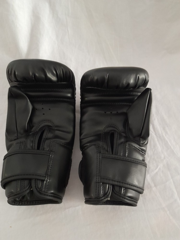 Sting Armalite Black Bag Mitt Boxing Gloves