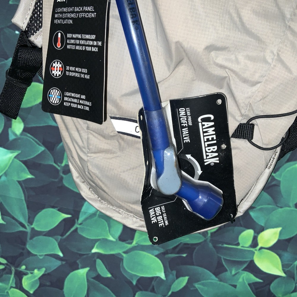 Camelbak Classic Light 70 Oz Aluminum With Defects