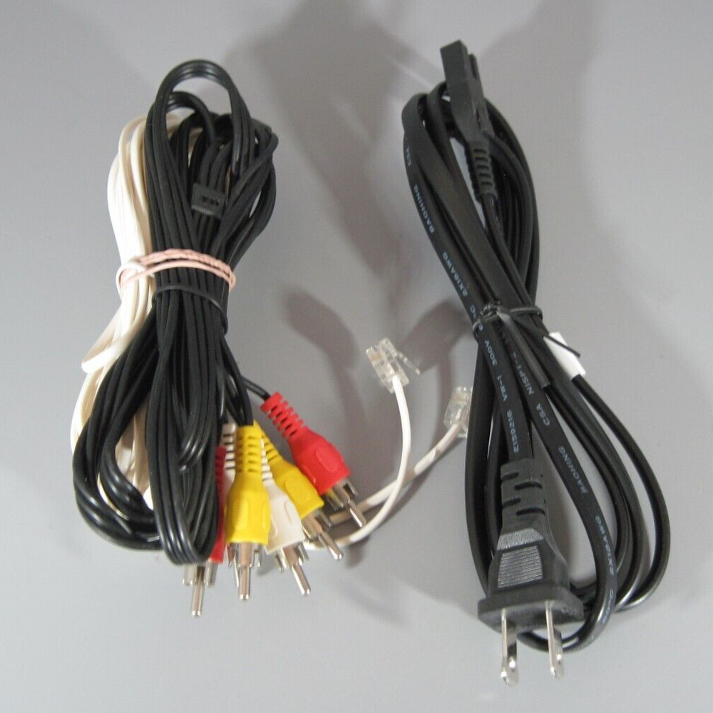 Direct TV Model D12-100- R Satellite Receiver Includes Everything Received