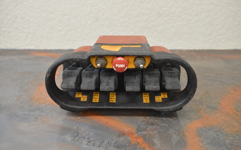 Hetronic NOVA-L 6L Radio Data Link CS 458TXN Transmitter Remote Control Crane