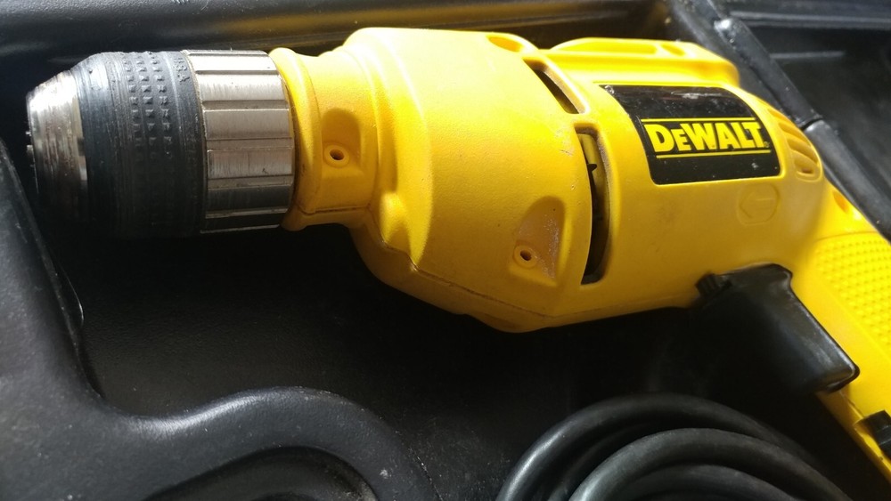 DeWalt DW106 Corded 3/8" Variable Speed Heavy Duty Drill