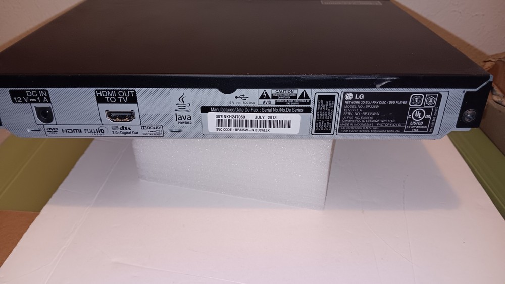 LG BP335W 3D Blu Ray Player Complete