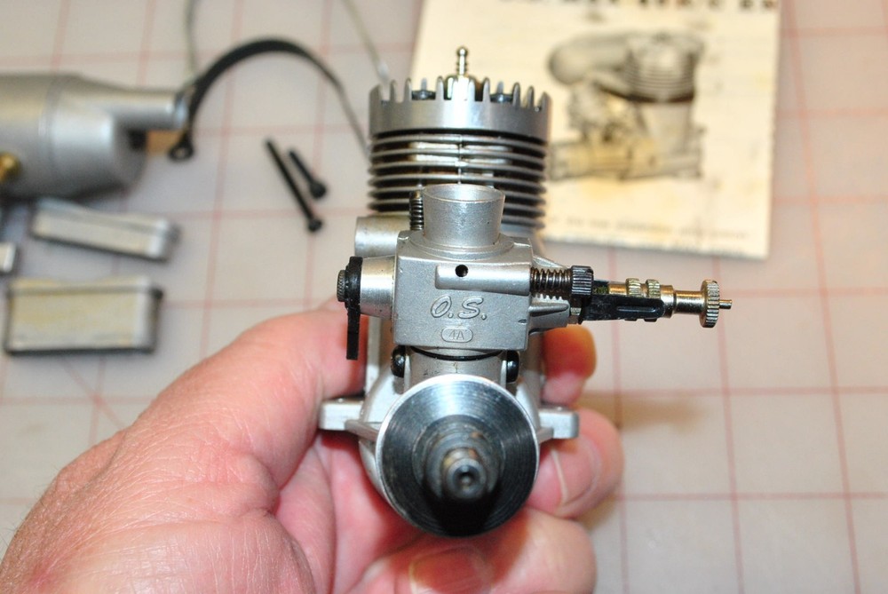 O.S. Max-H .40 RC Airplane Engine w/ Muffler, Box, Nice!