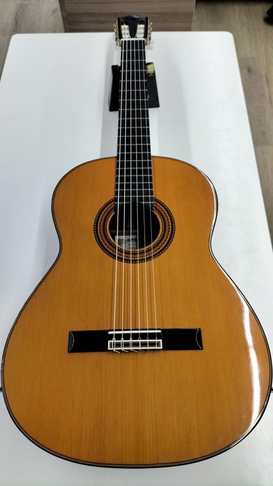 KODAIRA AST50 lassical guitar