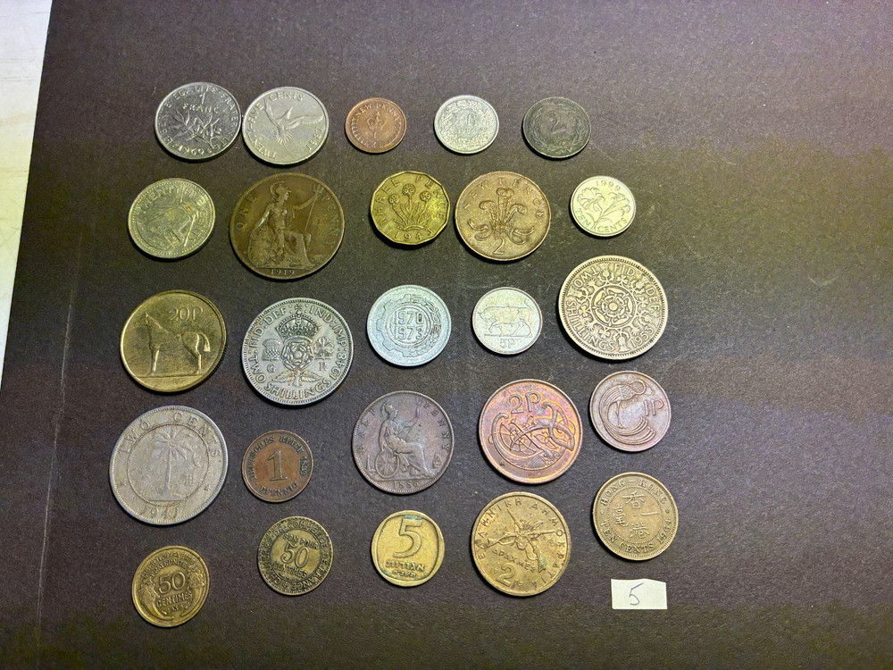 25 MIXED FOREIGN COINS LOT 5