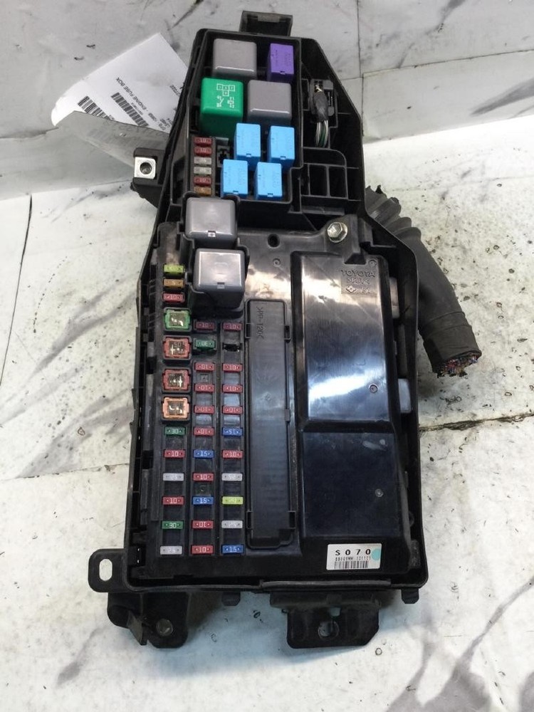 2007-2017 Lexus LS460 Engine Fuse Box OEM
