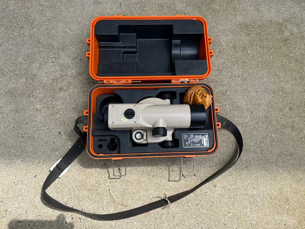 PENTAX AL-M2 Autolevel with Case & Instruction Manual