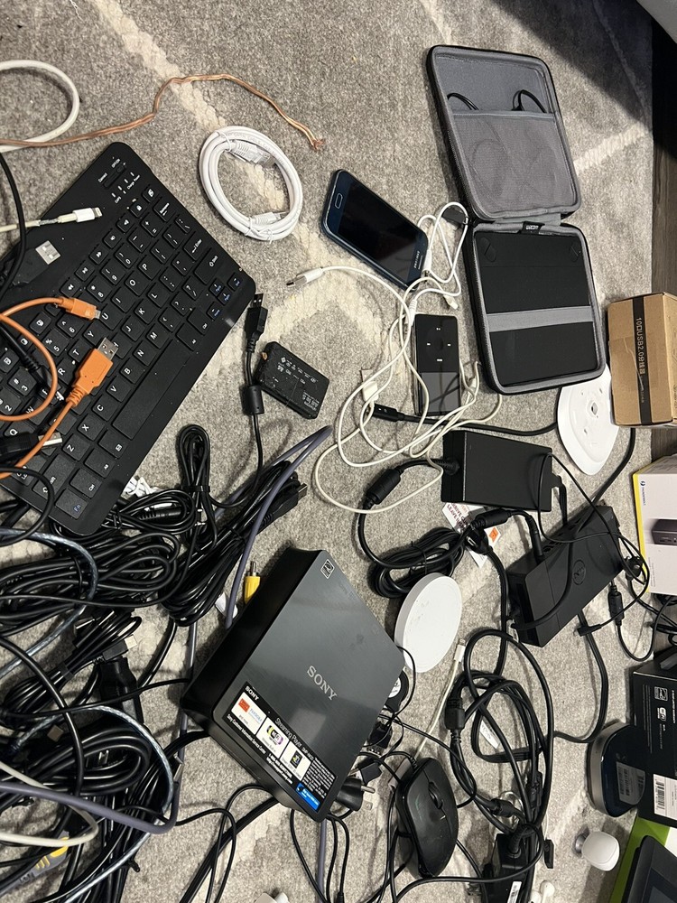 Lot Of Good Electronics
